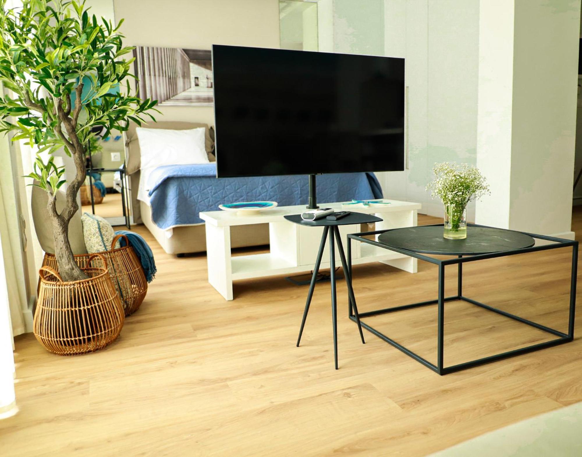 Renovated Apartment With Roof Garden Access, 15 M Walk To Acropolis 雅典 外观 照片