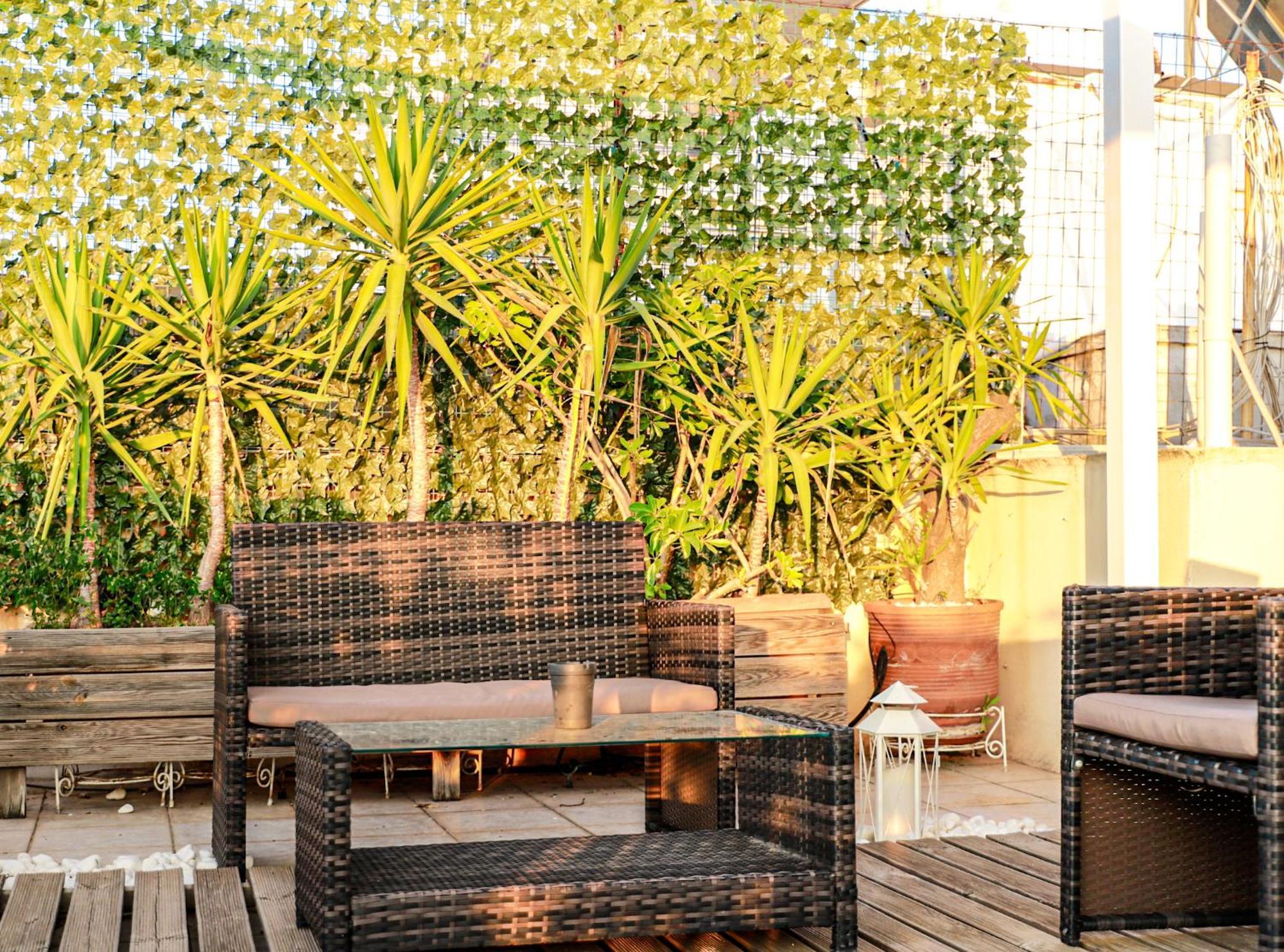 Renovated Apartment With Roof Garden Access, 15 M Walk To Acropolis 雅典 外观 照片
