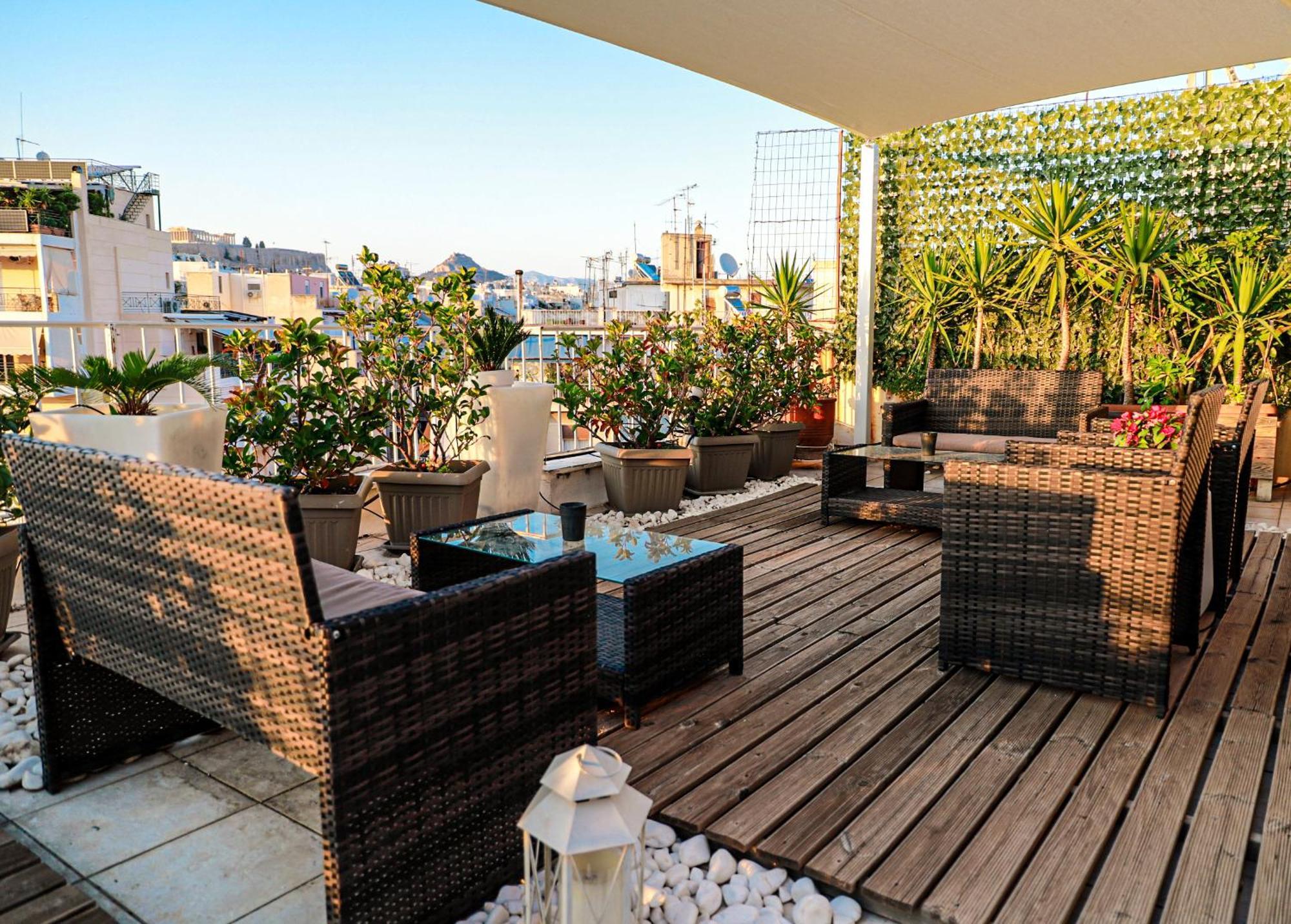 Renovated Apartment With Roof Garden Access, 15 M Walk To Acropolis 雅典 外观 照片